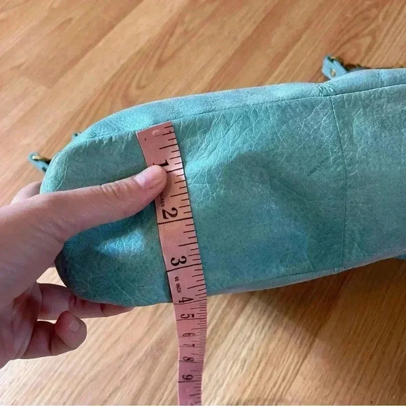 HOBO blue suede leather shoulder wrist bag with gold hardware removable straps - Picture 12 of 13